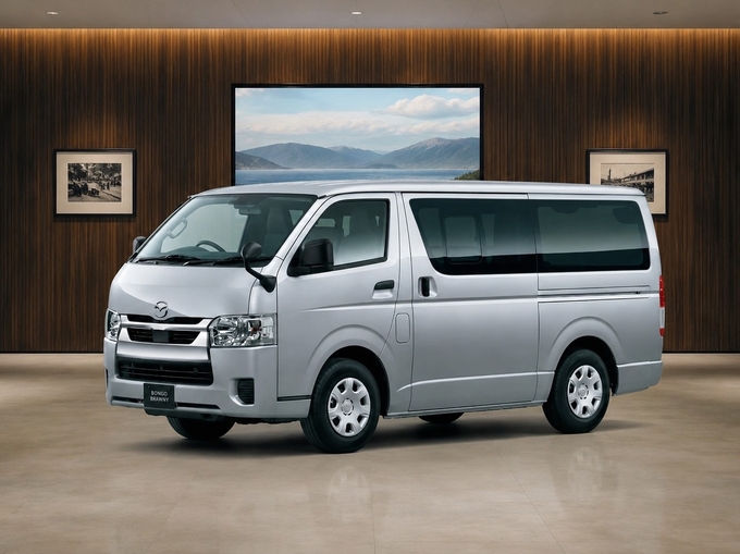 MAZDA BONGO BRAWNY VAN画像