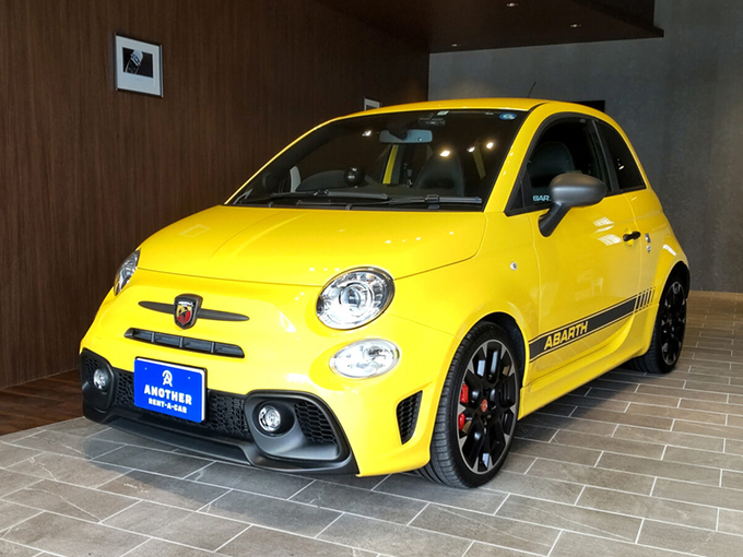 アバルト595 COMPETIZIONE (Giallo Modena イエロー)画像