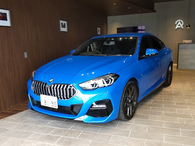 BMW 218i  Mスポーツ  グランクーペ(ミサノブルー)画像